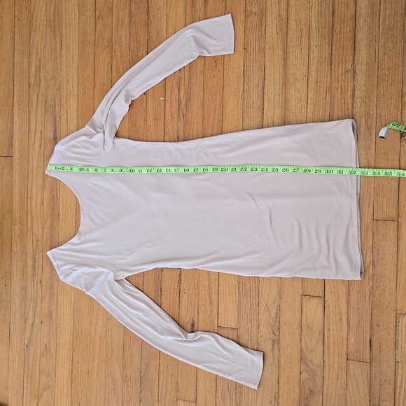 Forever 21 Bodycon Long Sleeve Roud Neck Cream Stretch Mini Dress Size M - Picture 6 of 8